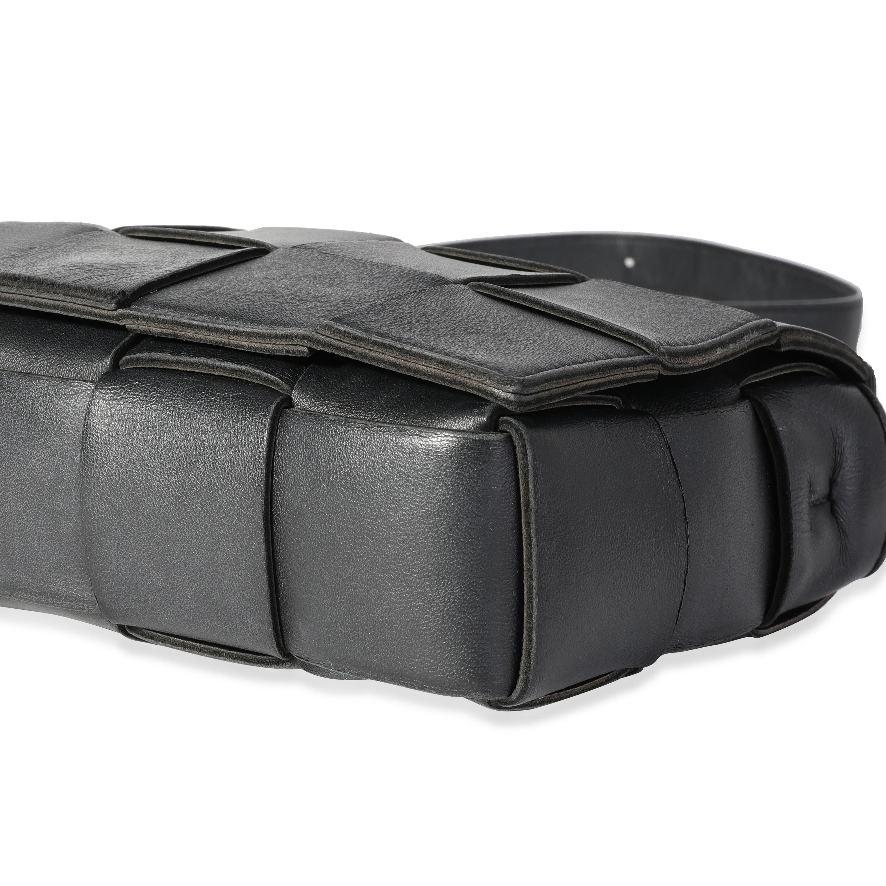 BOTTEGA VENETA Black Intrecciato Calfskin Cassette Bag