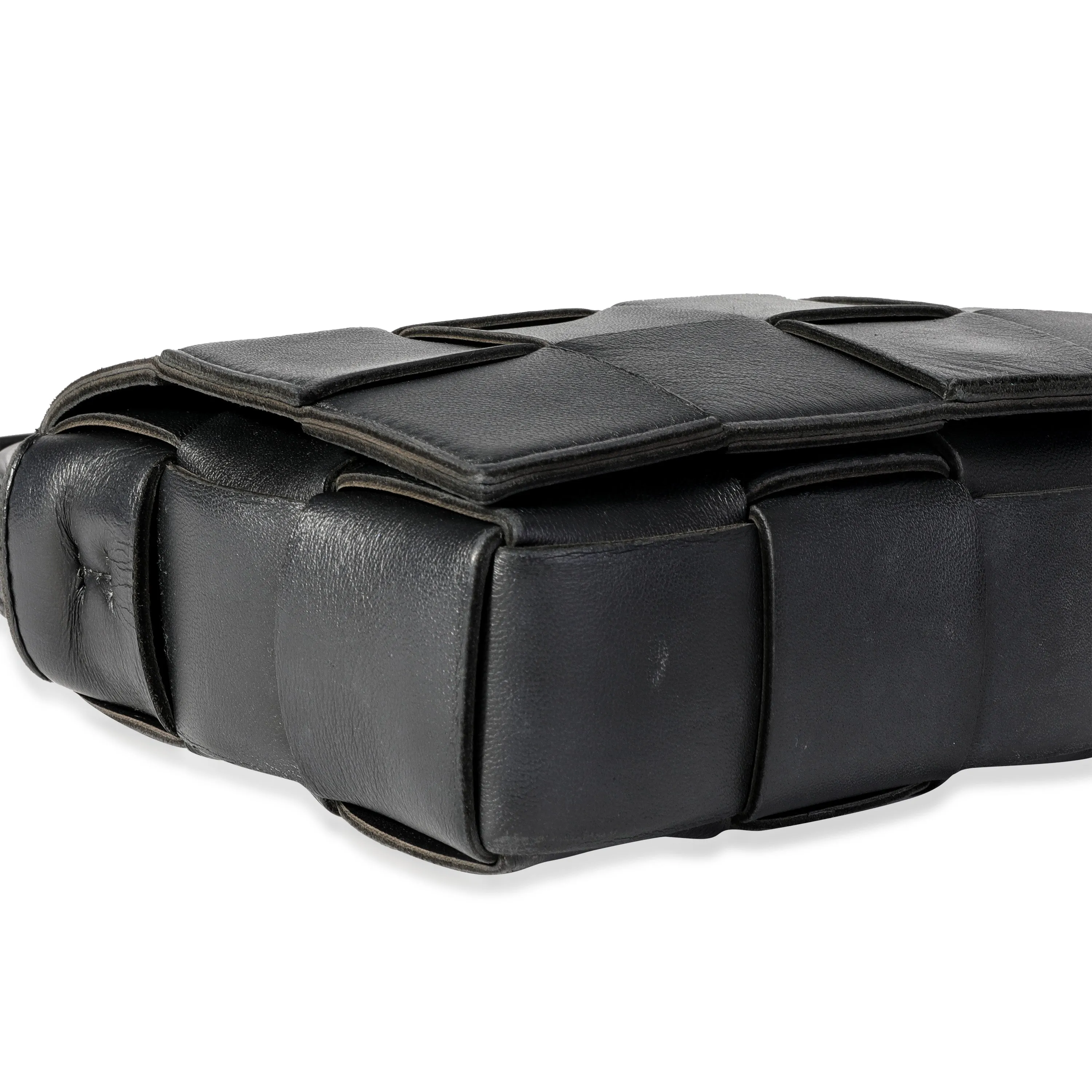 BOTTEGA VENETA Black Intrecciato Calfskin Cassette Bag