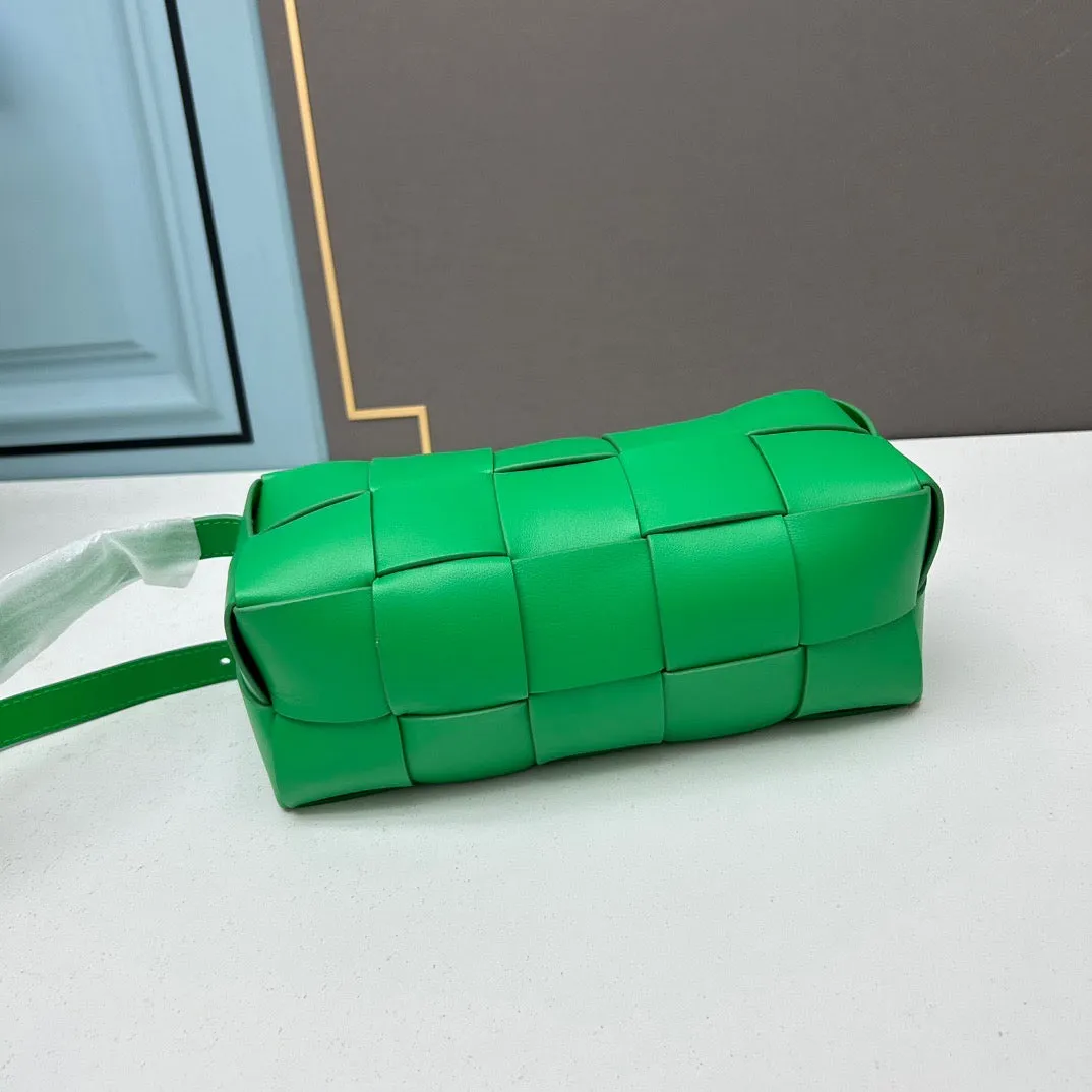BV048 Small  Brick Cassette / 9.6x4.1x3.9inch