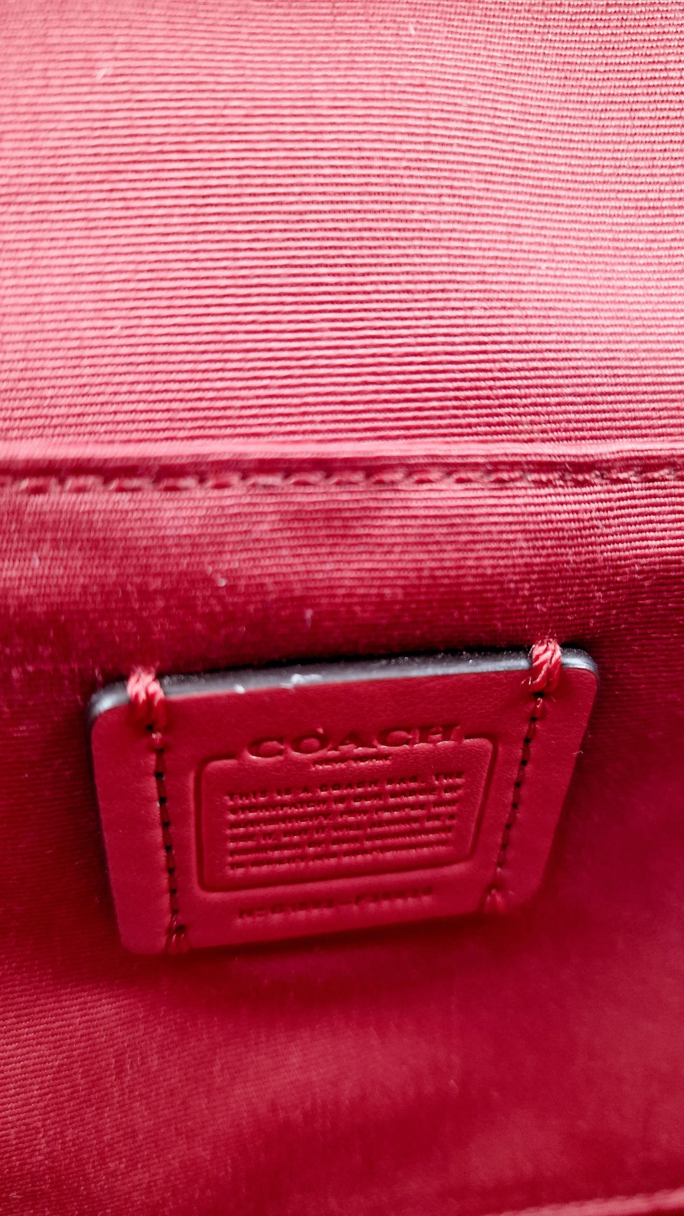 Coach Large Blake Flap Carryall Bag in Red Mixed Leather with Tophandle & Turnlock - Coach F39020
