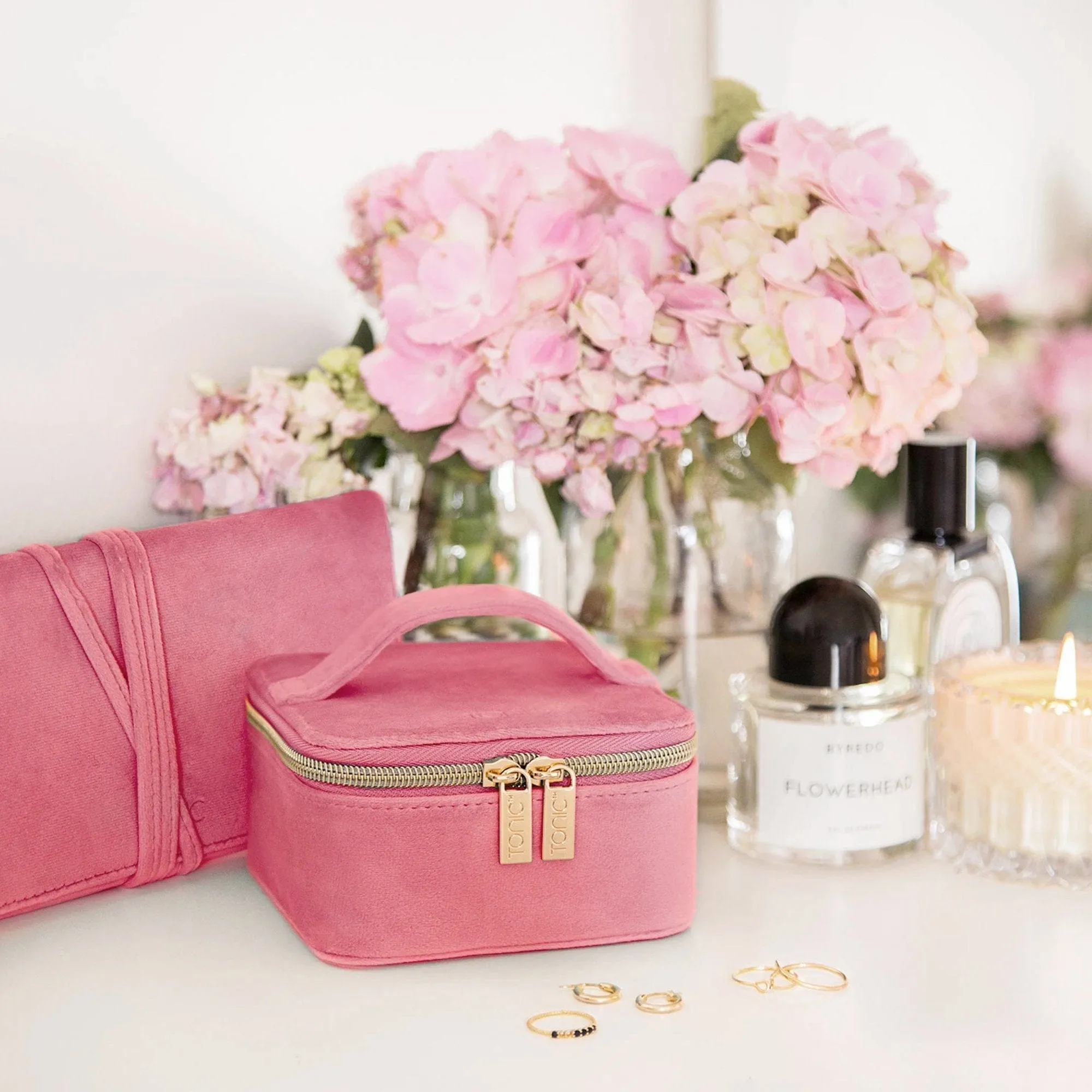 Luxe Velvet Jewelry Cube in Coral