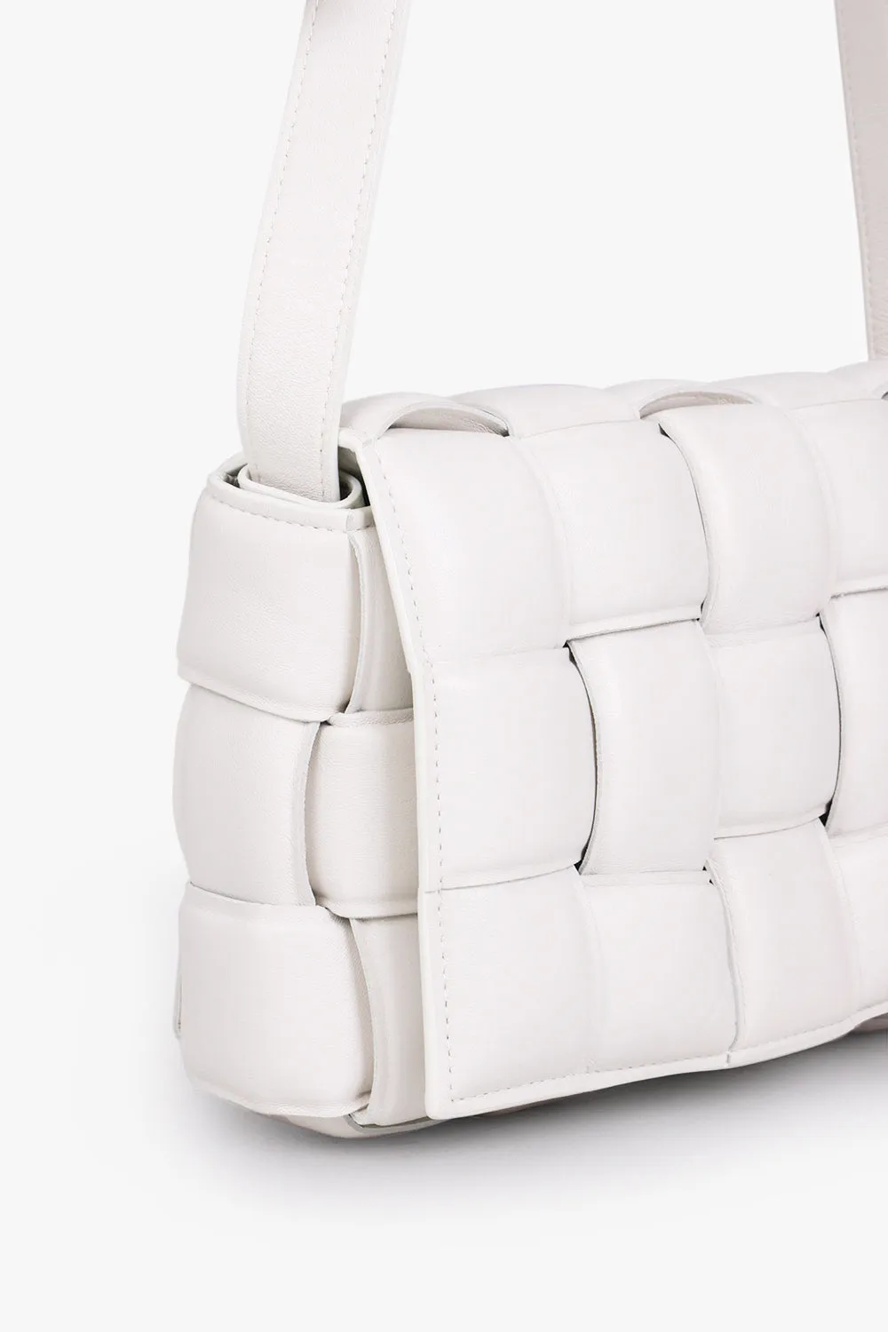 PADDED CASSETTE BAG | CHALK/GOLD