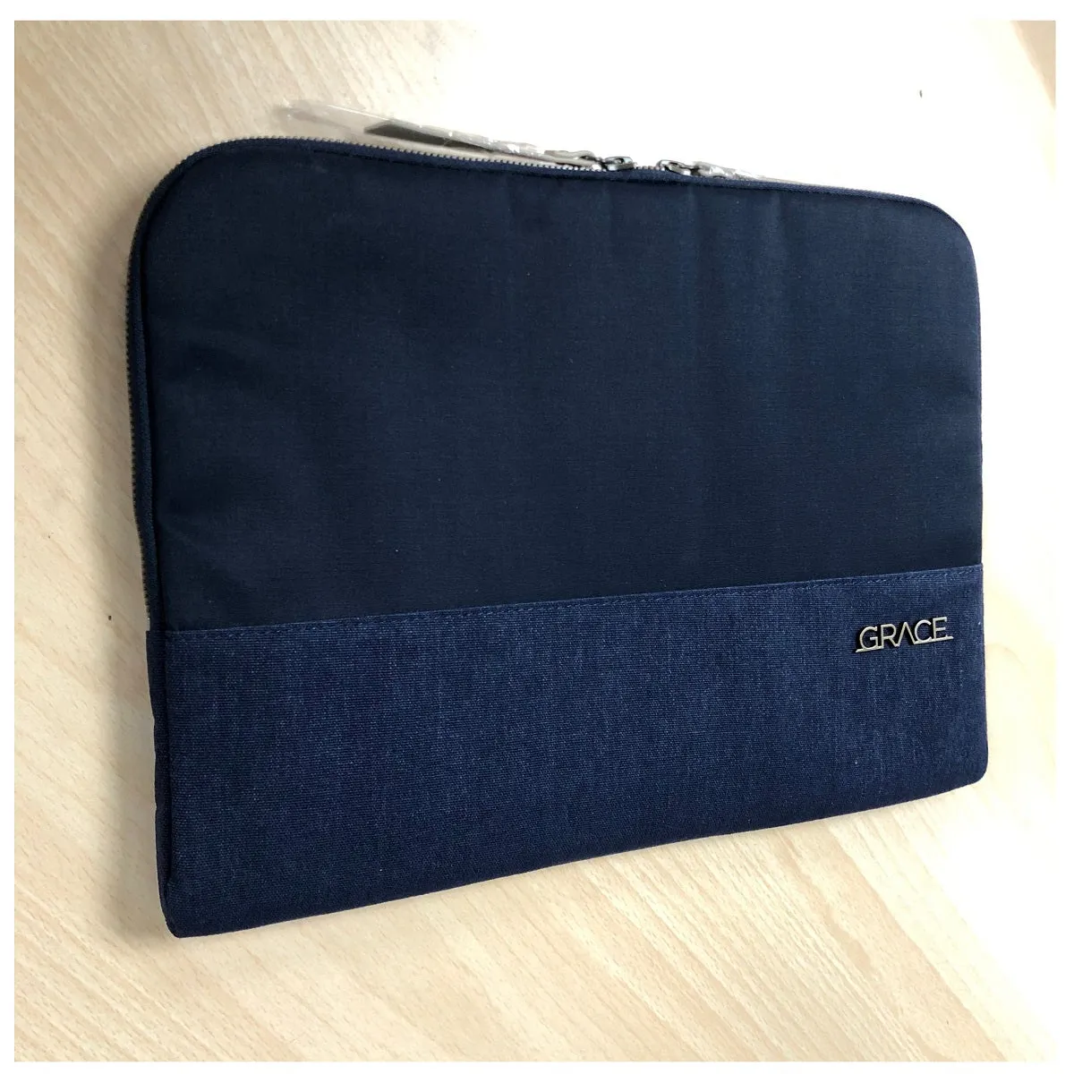 STM GRACE NIGHT SKY 13"/14" Laptop Sleeve